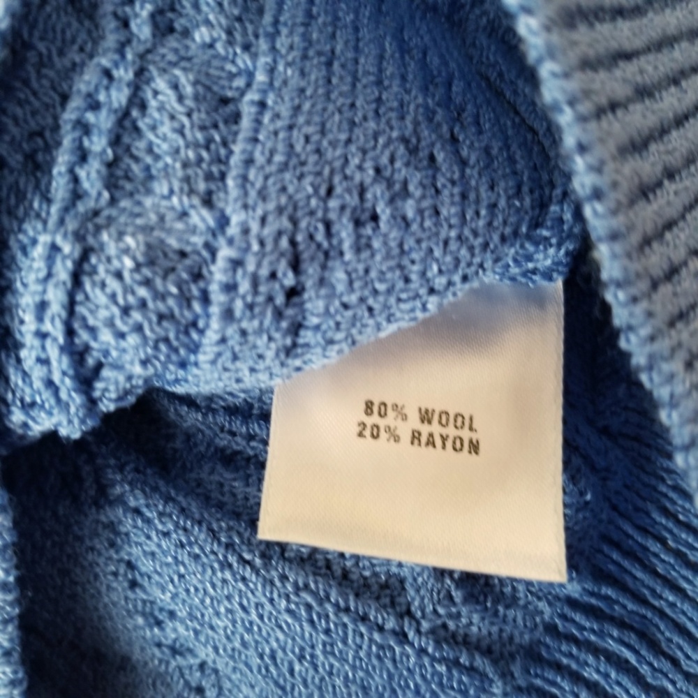St John Sport Santana Cable Knit  Sweater Jacket - Picture 5 of 6